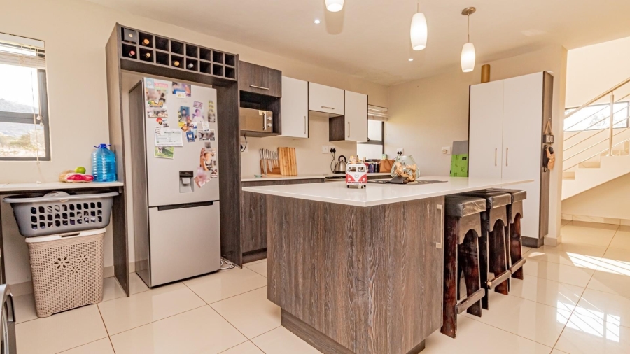 2 Bedroom Property for Sale in Redstone Private Country Estate North West